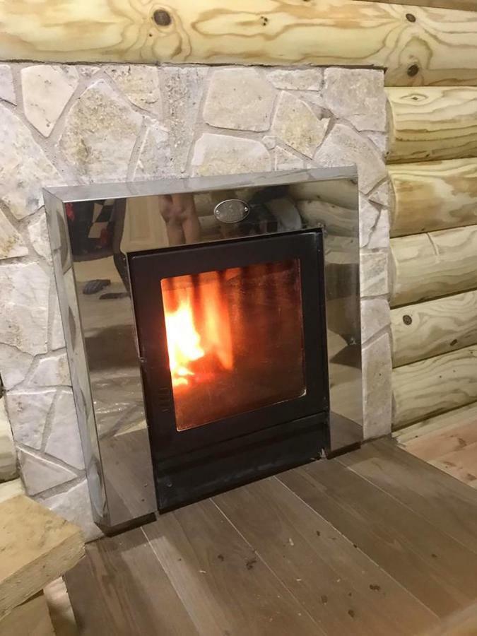Eko Apartmani Krackovic Golubovci Buitenkant foto